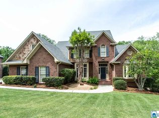 1609 Woodridge Pl, Vestavia, AL 35216