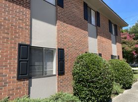 Amanda Court Apartments