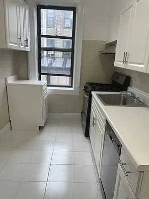 Rented by Imani Q'ryn Realty | media 8