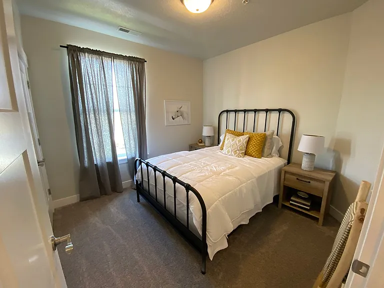 517 N 310 W — Photo 10