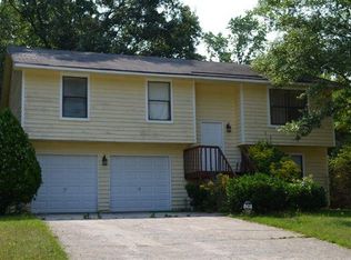 8338 Beechwood Ct, Riverdale, GA 30274