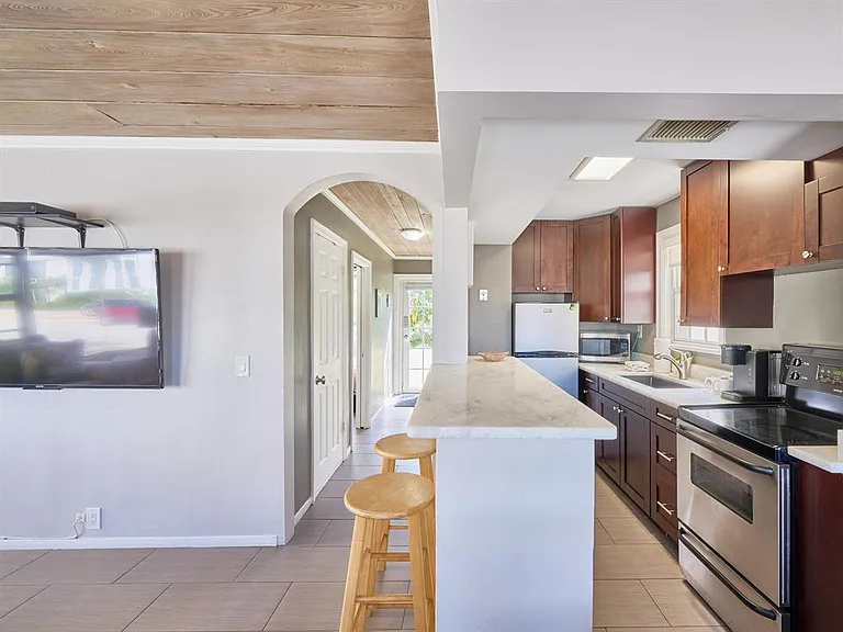 1214 E Atlantic Ave #1 — Photo 2