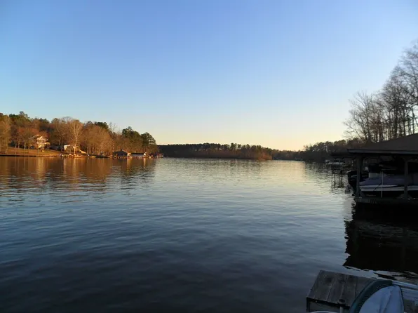 135 Southshore Rd, Eatonton, GA 31024