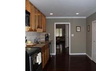 526 Martin St, Philadelphia, PA 19128
