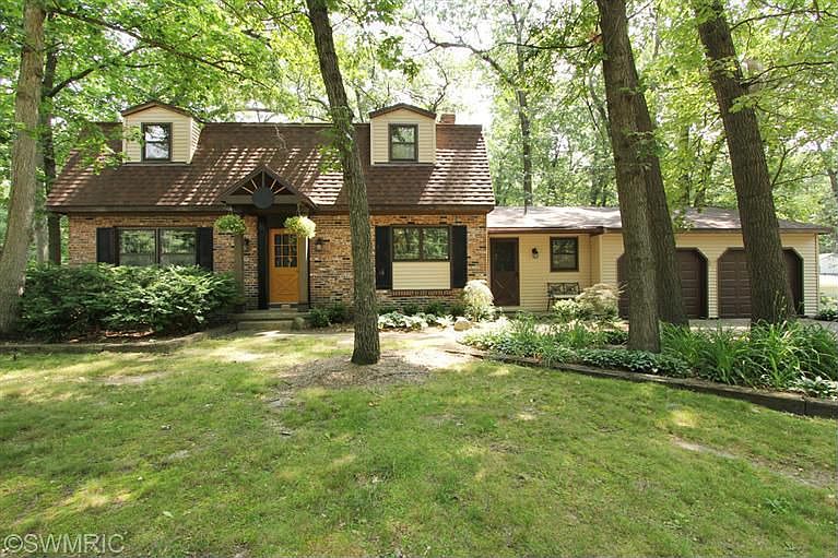 1st image of 3162 Colchester Dr SE