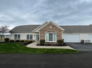 201 Cumberland Meadows Cir, Hebron, OH