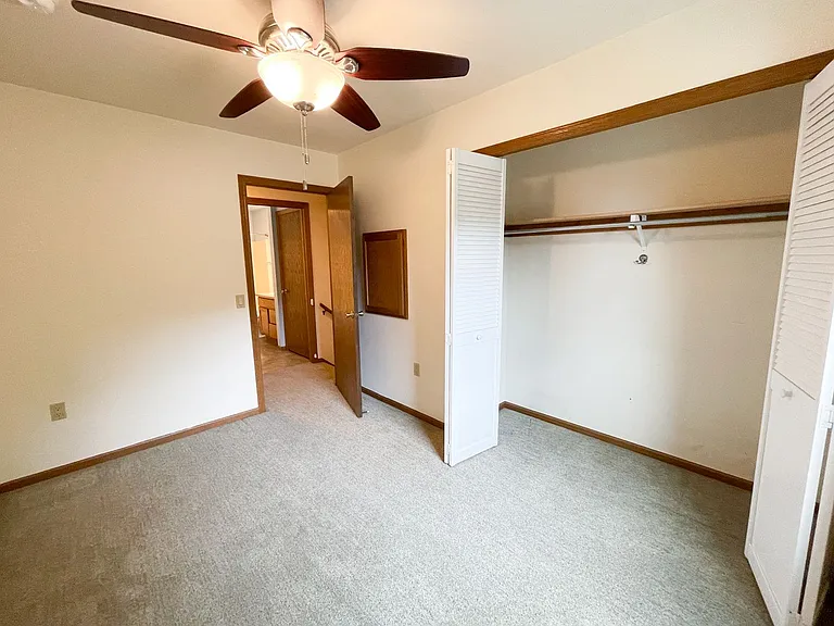 2820 Warner Ln — Photo 13