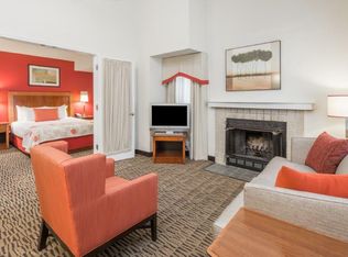 1881 Craigshire Rd #2, Saint Louis, MO 63146