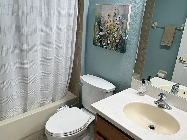 2nd bathroom