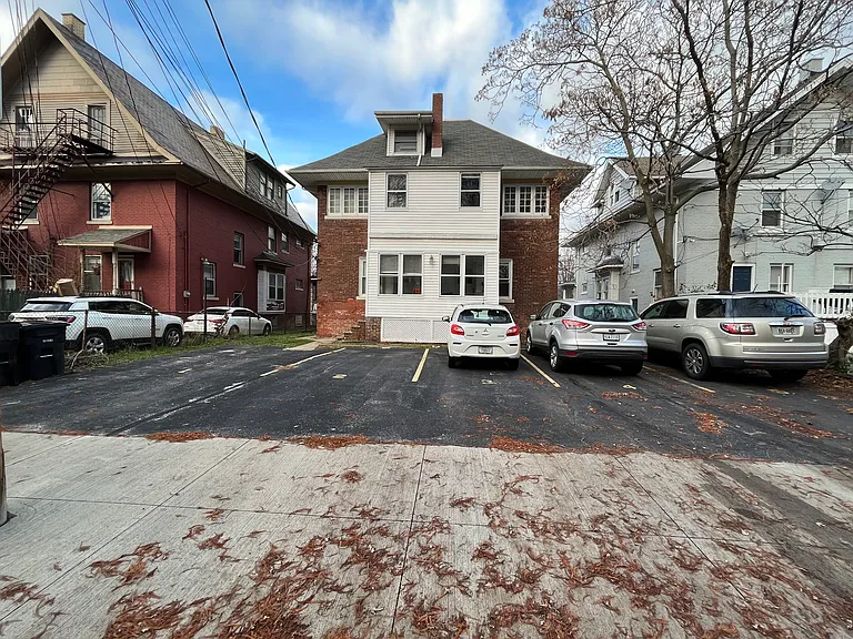 11015 Clifton Blvd #DW — Photo 8