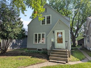 609 5th St, International Falls, MN 56649