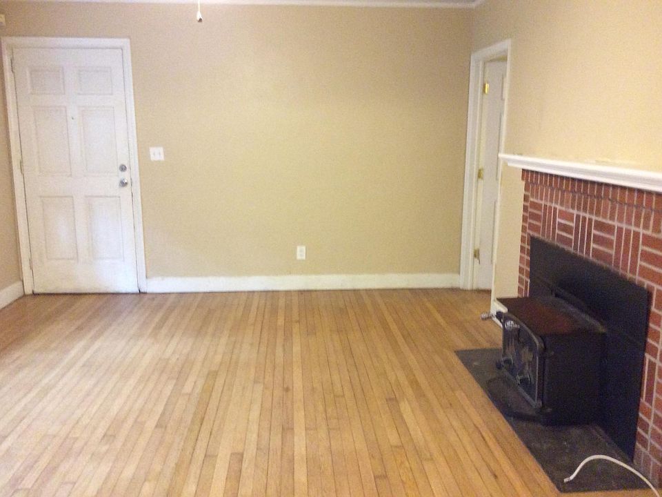 1st image of 226 Cactus St