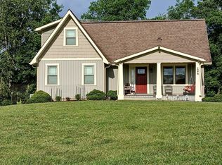 294 Woodland Dr, Max Meadows, VA 24360