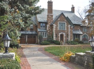 1833 S Main St, Racine, WI 53403