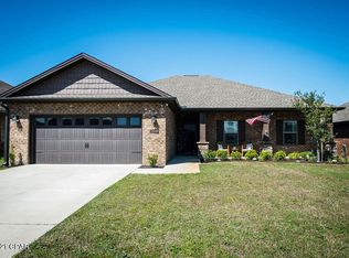 4717 Deerfield Dr, Panama City, FL 32404