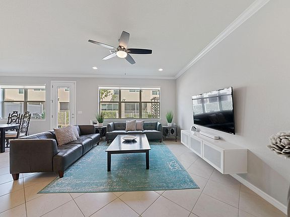 5th image of 4023 Black Olive Ln #4023