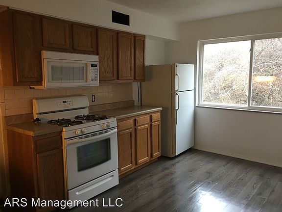 4th image of 6654 Kenwood Dr
