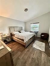 3rd image of 4972 SW 35th Terrace