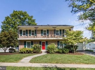 1498 Dunster Ln, Potomac, MD 20854