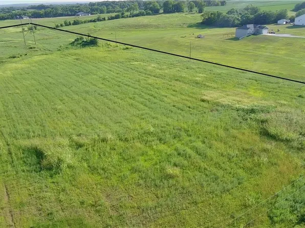 35407 E Little Rd, Oak Grove, MO 64075