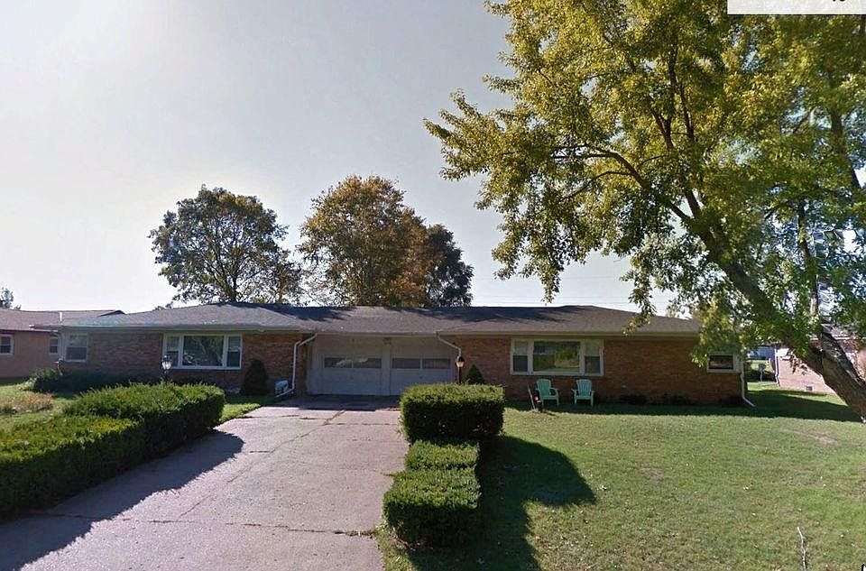 1st image of 4770-2 Greenfield Dr #2