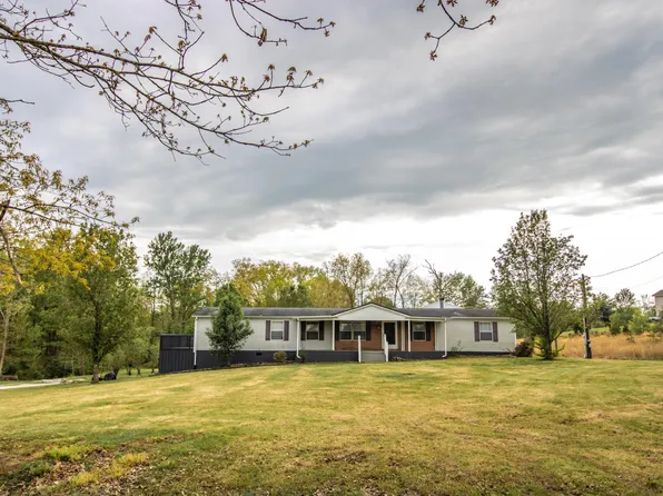 3916 New Irvine Rd, Waco, KY 40385