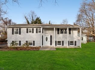 5507 Berkshire Valley Rd, Oak Ridge, NJ 07438