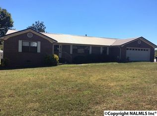 4691 Cornelia Dr, Hokes Bluff, AL 35903