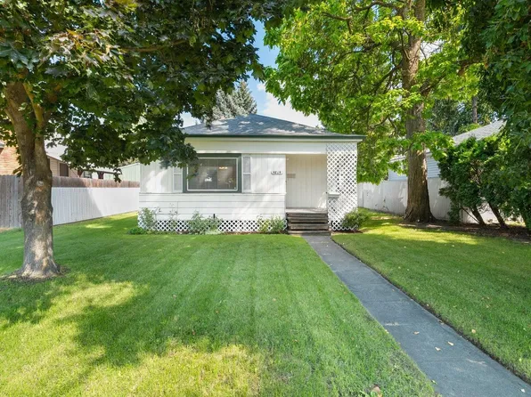 4814 N Maple St, Spokane, WA 99205