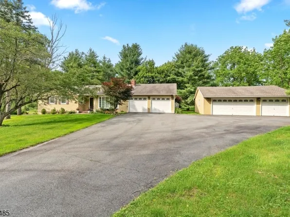 88 Mackerley Rd, Green Twp., NJ 07860