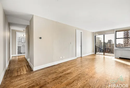 330 E 39th St #25M Photo 1