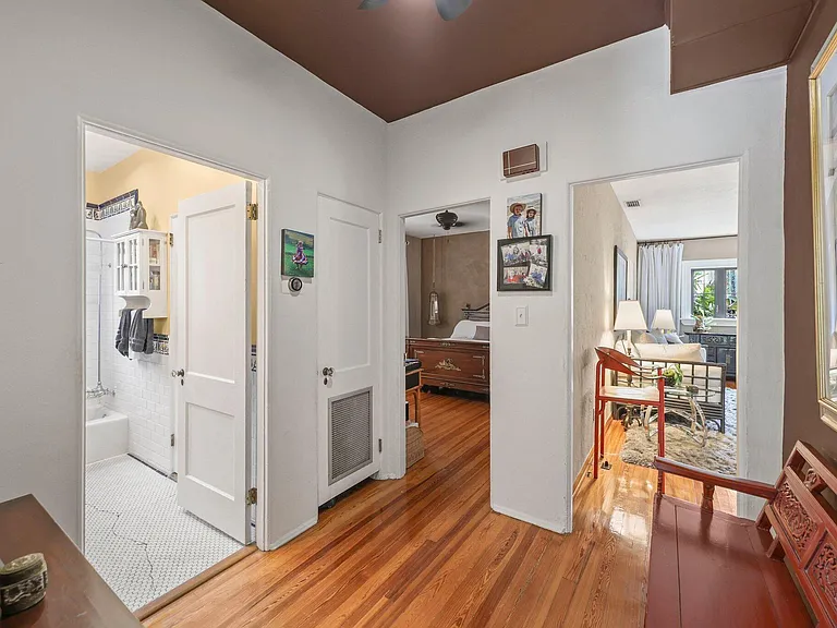 605 Sunset Rd — Photo 24