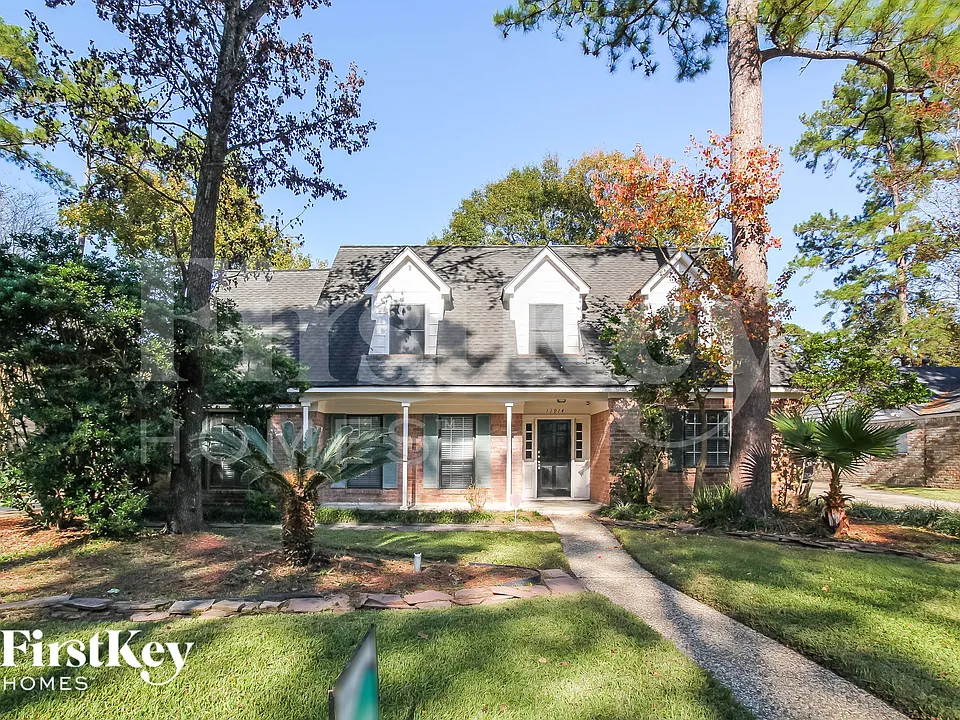 11914 Gardenglen Dr