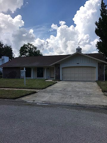 1st image of 7612 Fairlawn Dr