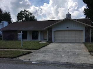 7612 Fairlawn Dr, Hudson, FL 34667