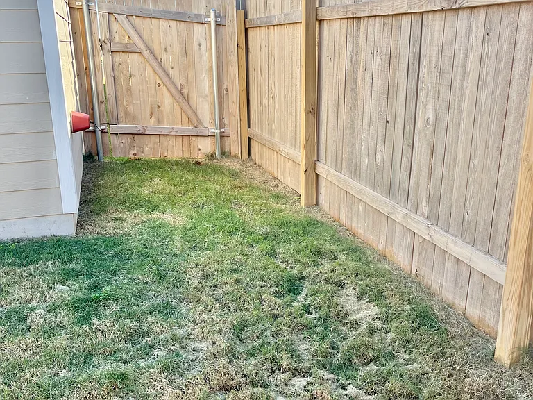213 Geode Gln — Photo 15