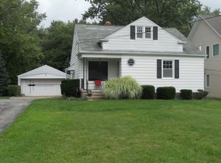 38475 Aurora Rd, Solon, OH 44139