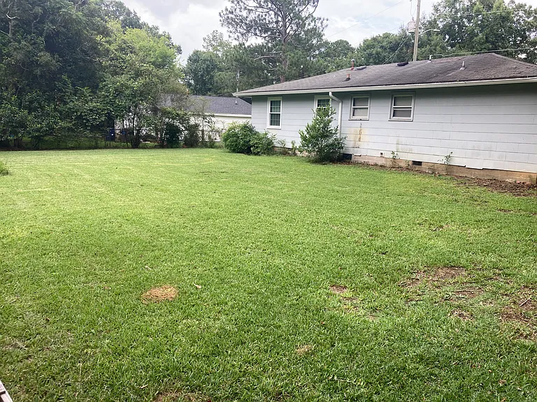 111 Trinity Dr — Photo 19