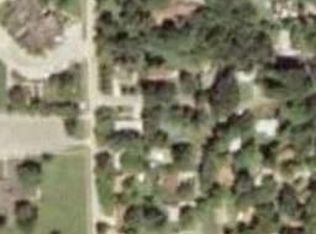 3301 Lemon Ln, Mount Vernon, IL 62864