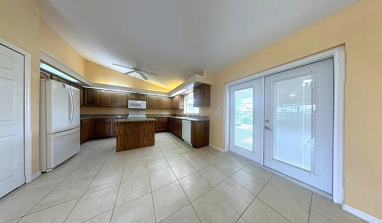 95 White Marsh Ln — Photo 9