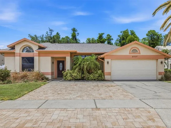 5507 El Cerro Dr, New Port Richey, FL 34655