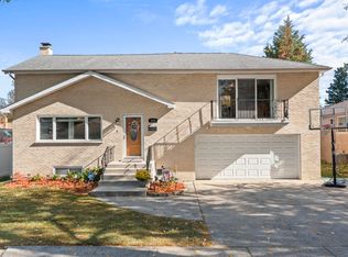 429 Beach Ave, La Grange Park, IL 60526