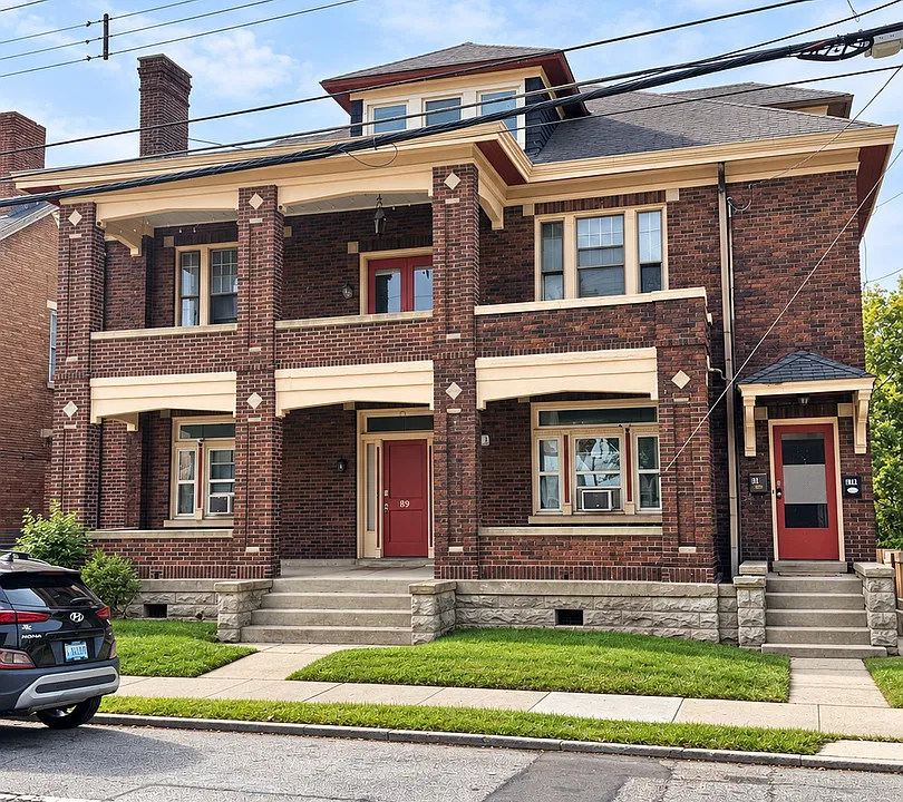 91 W McMillan St