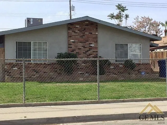 2 bed, 850 sqft, $1,225 — Photo 1