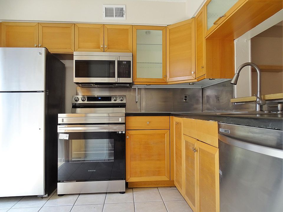 1st image of 873 Dublin Dr APT C