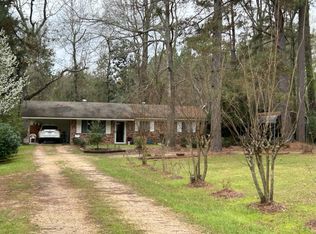 27 Pace Martin Rd, Laurel, MS 39443