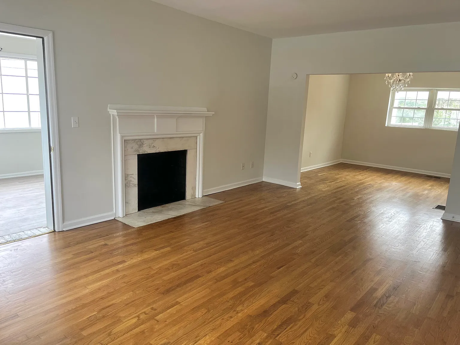 3 bed, 2.0 bath, 1732 sqft, $2,850 — Photo 4