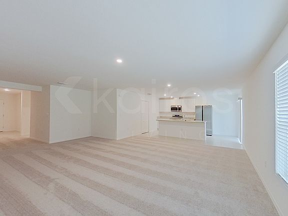 5th image of 1304 Congress Ave