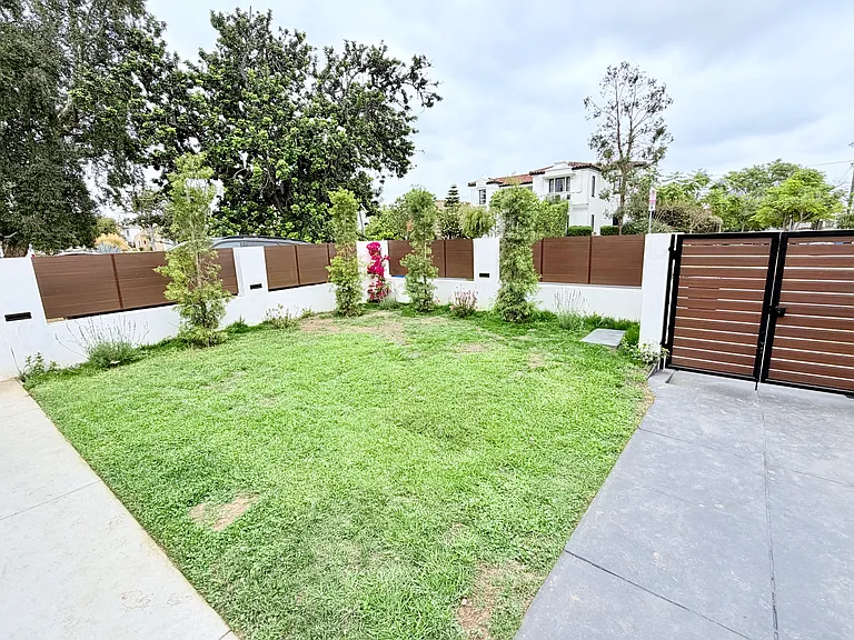 1265 Keniston Ave — Photo 4