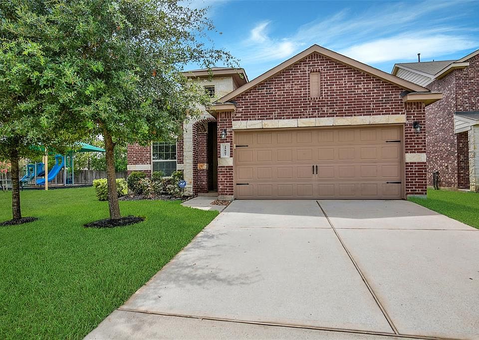 1st image of 25807 Rustica Dr